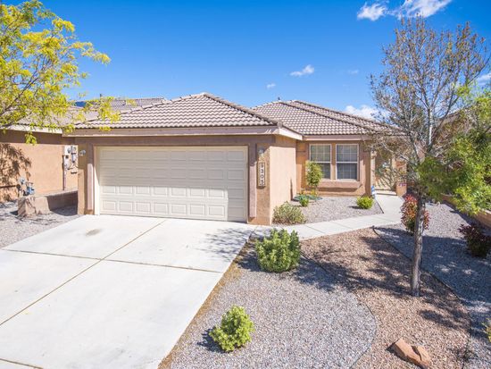 9305 Sundoro Pl NW, Albuquerque, NM 87120