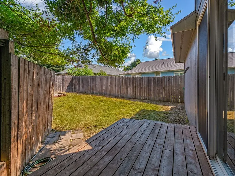 4019 E 2nd Ave #B — Photo 20