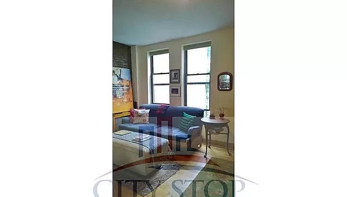 Rented by City Stop Realty | media 2