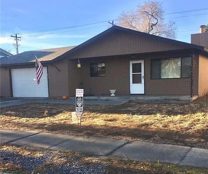 2634 W Texas St — Photo 1
