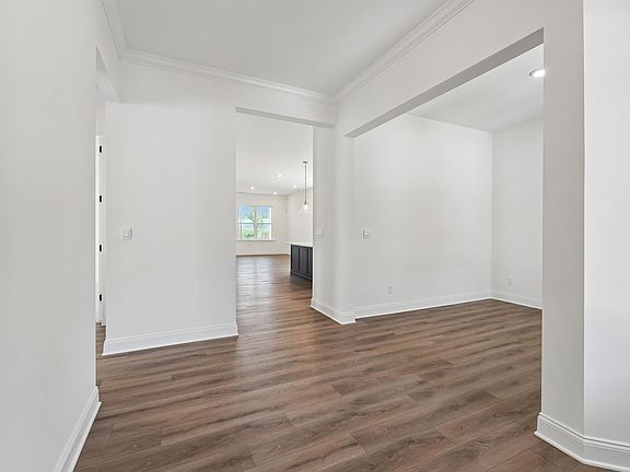 4th image of 2028 Abbeyhill Dr #101