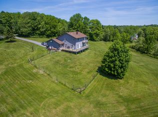 30 Broadview Heights Dr, Readfield, ME 04355