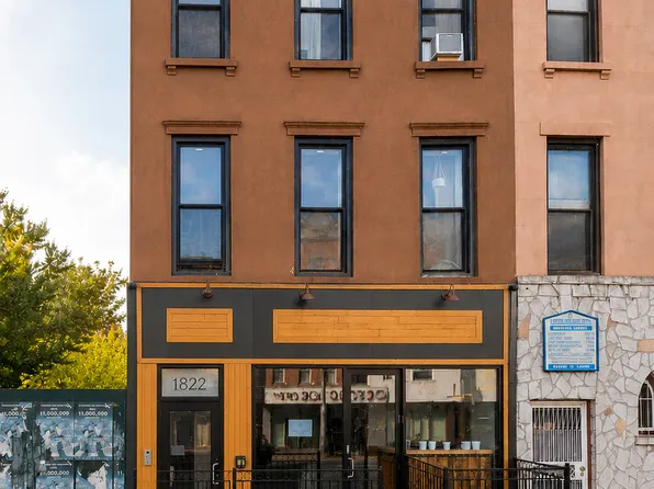 1822 Fulton Street image 1 of 20