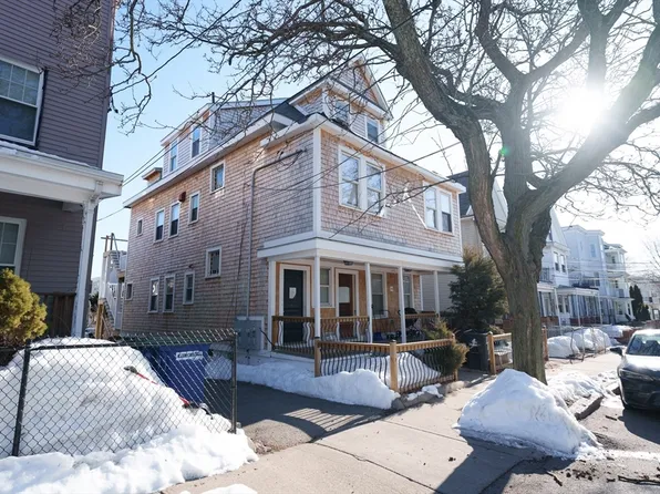 41 Derby St, Somerville, MA 02145