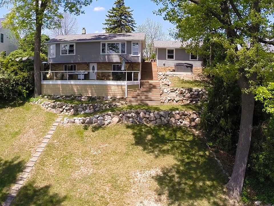 1st image of 15495 Knobhill Dr