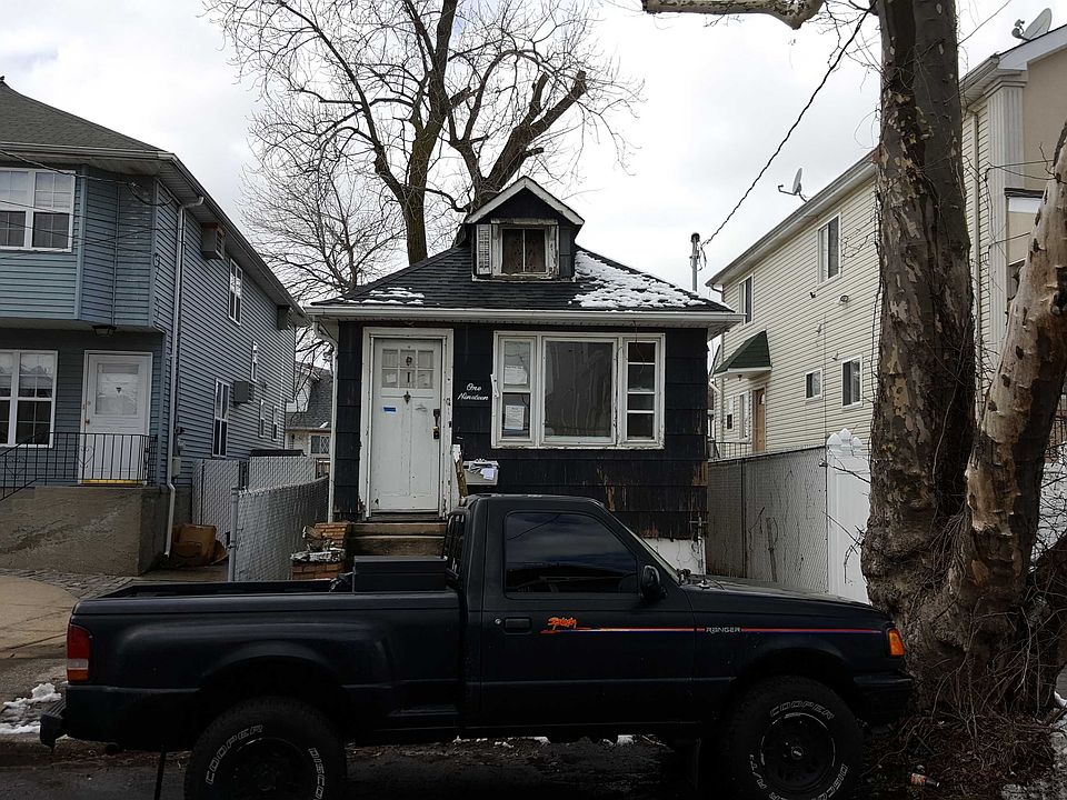 1st image of 119 Baden Pl