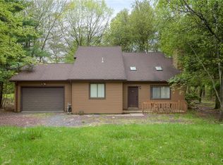 235 Fern Ridge Rd, Blakeslee, PA 18610