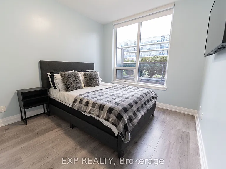 3700 Highway 7 Rd #302 — Photo 3