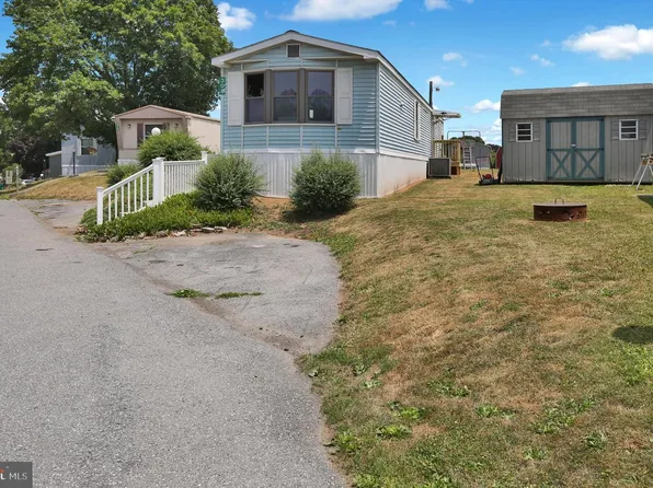 308 Palm City Park, Annville, PA 17003