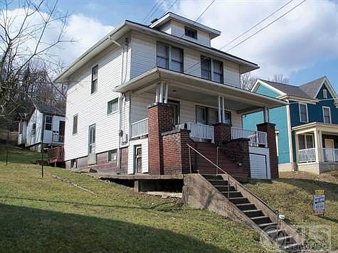 2nd image of 993 Summit St