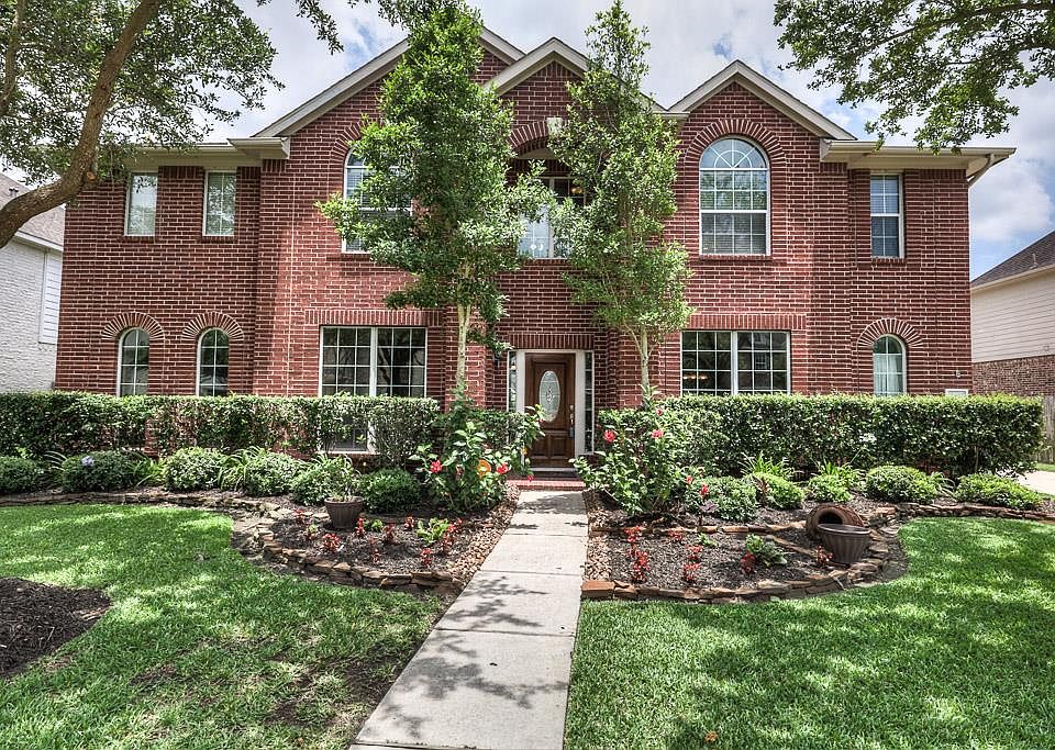 1st image of 2907 Green Forest Ln