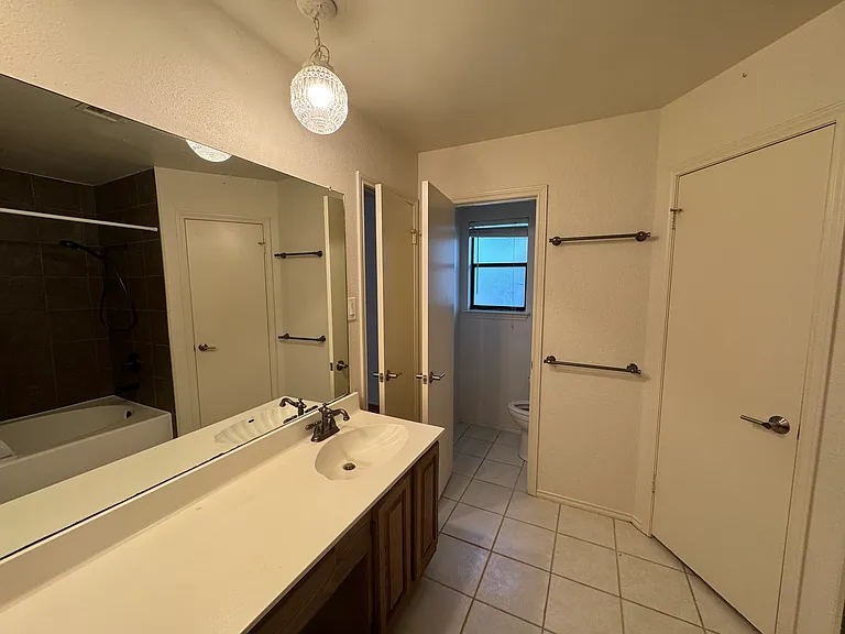 Master bath - view toward toilet