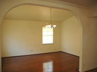 7054 Beechnut St, Houston, TX 77074