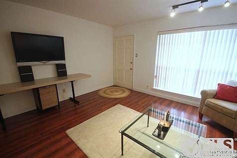 4th image of 8401 N New Braunfels Ave APT 205