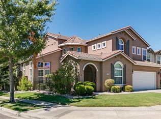 2080 Forest Glen Ct, Oakdale, CA 95361