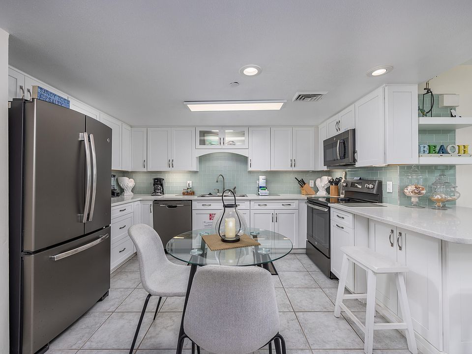 1st image of 660 Nautilus Ct Unit 1605