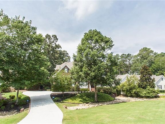 5th image of 3643 Galdway Dr