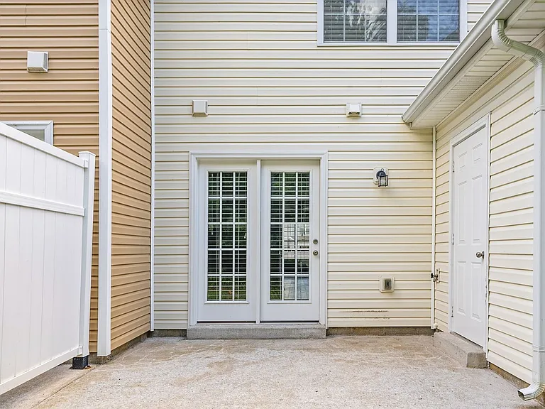 365 Sam Houston Cir — Photo 27