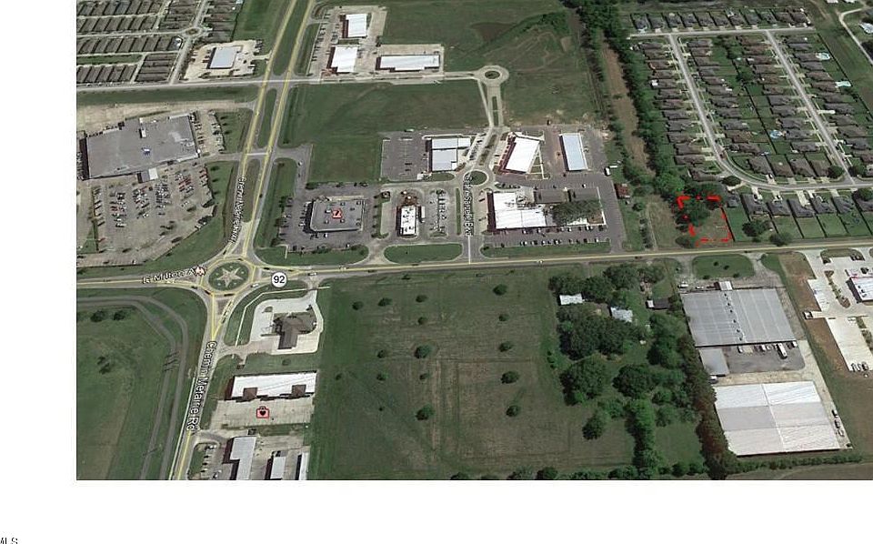 1st image of 2760 E Milton Ave