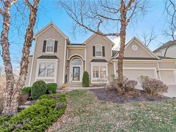 7609 Legler St, Shawnee, KS 66217