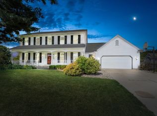 52200 Covered Wagon Trl, Granger, IN 46530