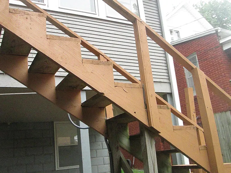 S 36th St — Photo 27