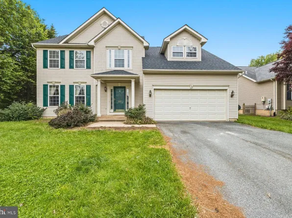100 Crossing Pointe Ct, Frederick, MD 21702