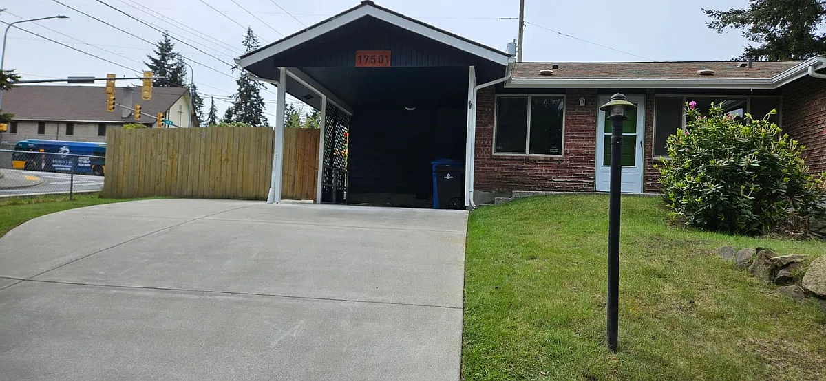 Driveway - 17501 5th Ave NE