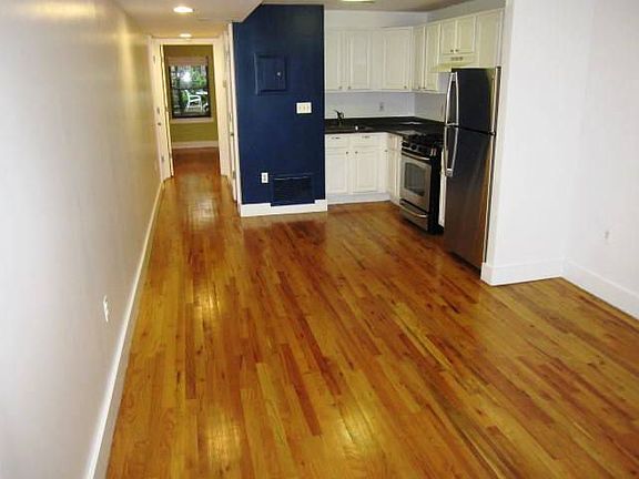 2nd image of 162 W 128th St #2