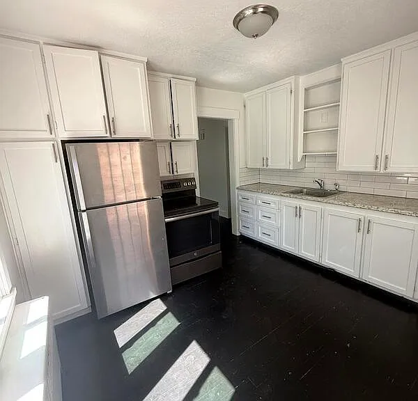 620 N 300 E — Photo 2