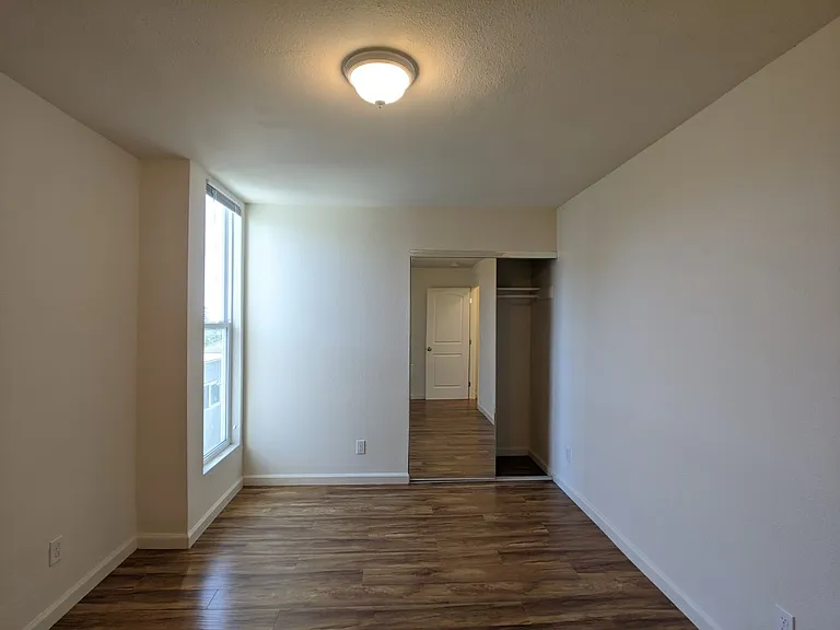 2607 Ellsworth Street — Photo 44