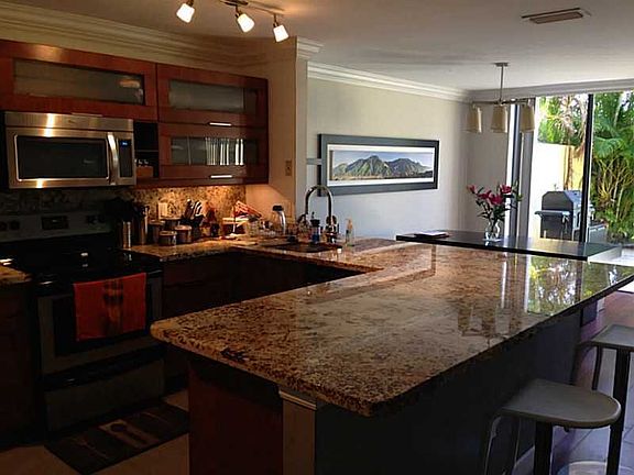 2nd image of 3623 Estepona Ave #00