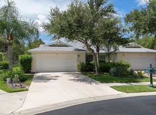 15087 Sterling Oaks Dr, Naples, FL 34110