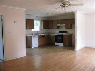 2nd image of 119 McDaniel Ave