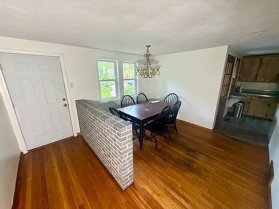 2nd entryway & dining area