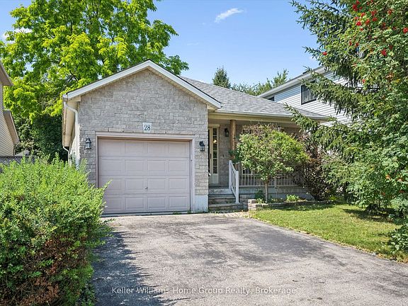 3rd image of 28 Peglar Cres