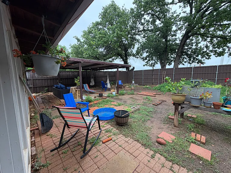 805 Windmere Cir — Photo 9
