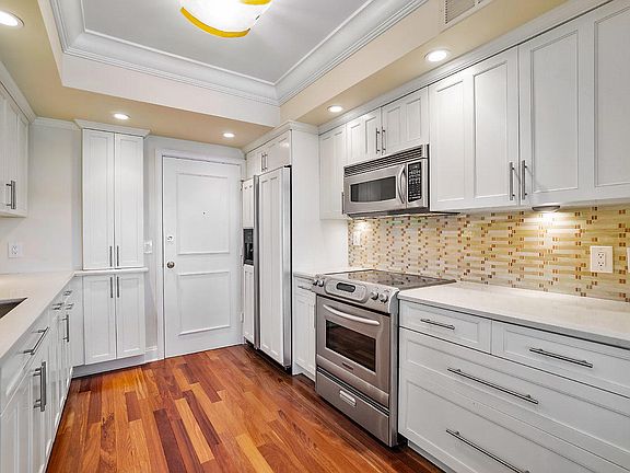 4th image of 50 East Rd APT 6B