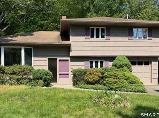 22 Fillow St, Westport, CT 06880