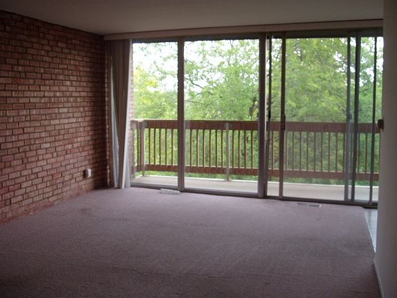 3rd image of 5600 Hillcrest Ln APT 3M