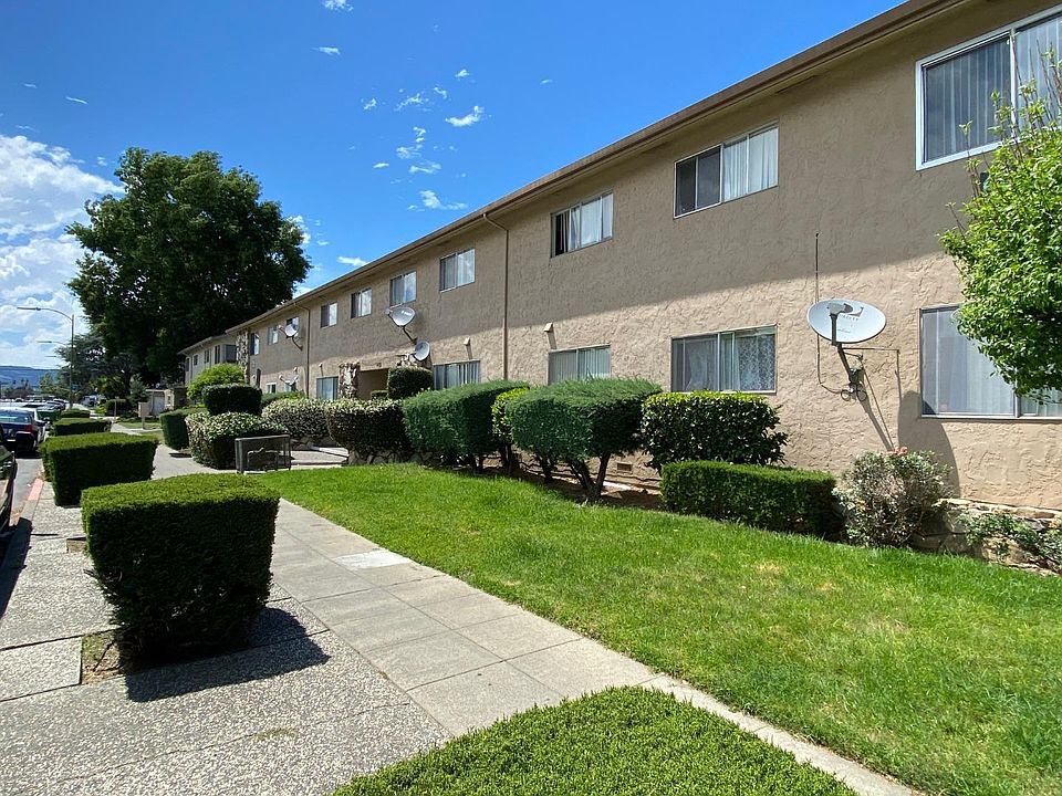 1st image of 4047 Hamilton Ave #E07