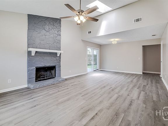 5th image of 102 Morekis Drive