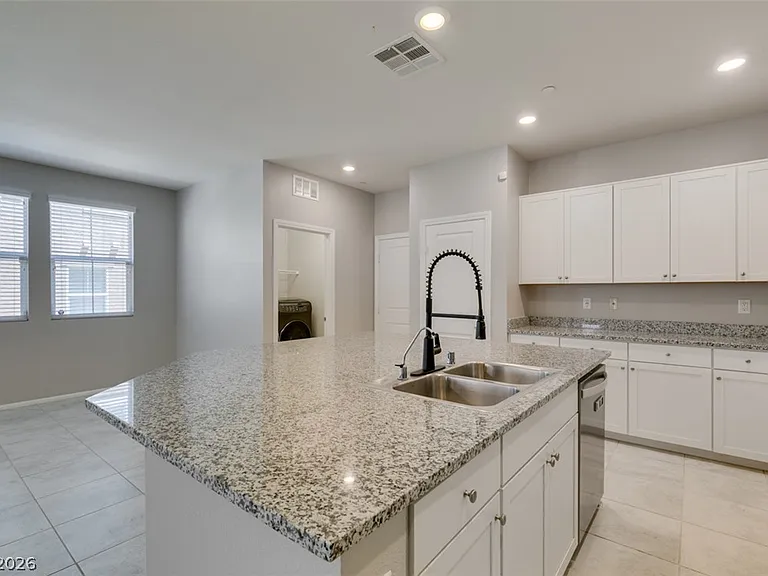 2864 Cabrillo Terrace St — Photo 26