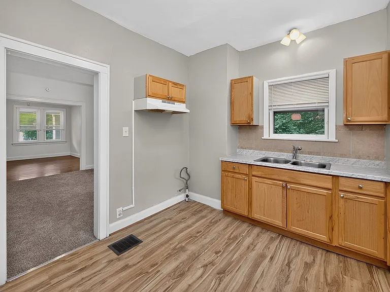 5713 Sierra Park Pl — Photo 15