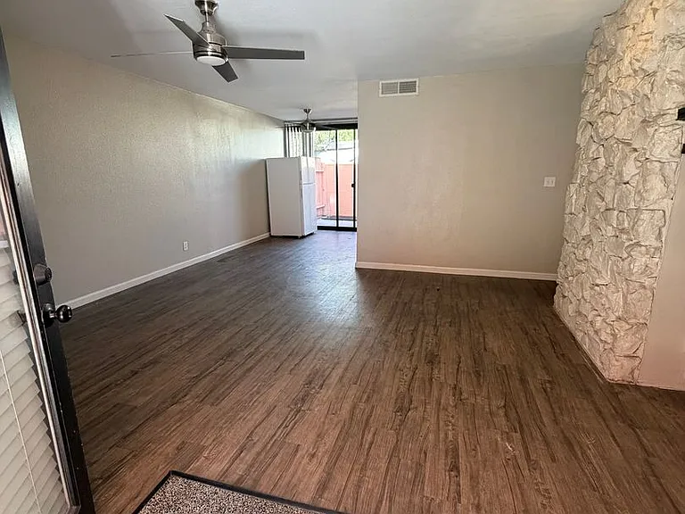 722 E San Lorenzo Rd — Photo 31