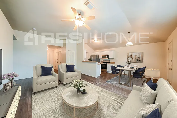 12416 Fish Rd — Photo 4