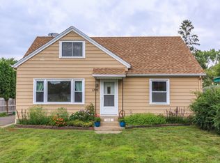1193 Lark Ave E, Maplewood, MN 55109