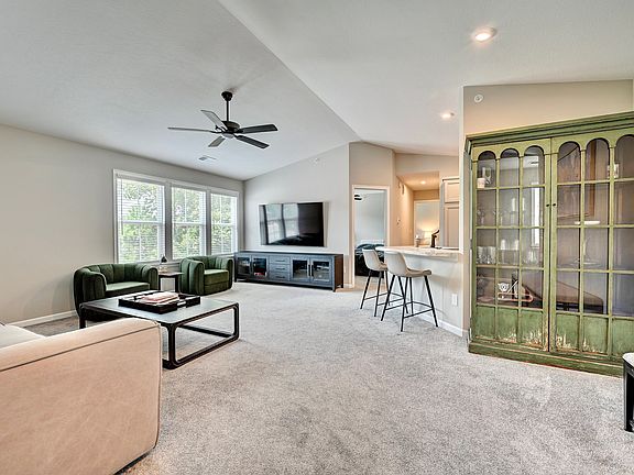 3rd image of 1218 Lemon Tree Ln #305