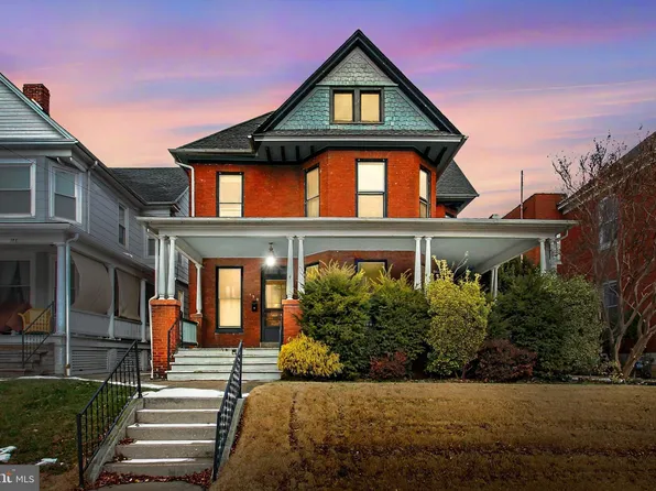 190 Stock St, Hanover, PA 17331