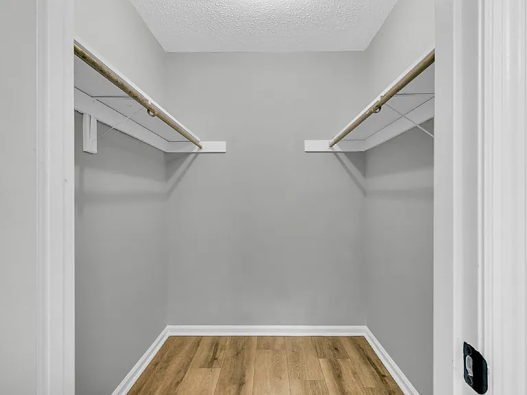 123 Peachtree Dr — Photo 36
